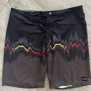 Hurley Board Shorts - Ride the Wave in Style!